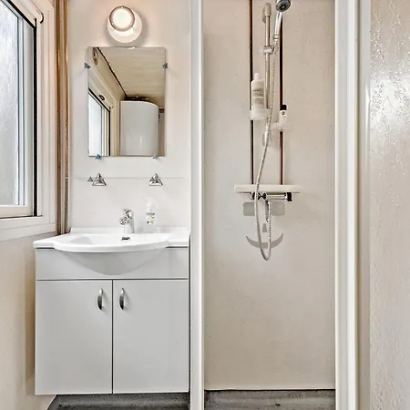 3 Bedroom Awesome In