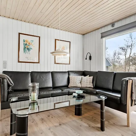 3 Bedroom Awesome In Hemmet