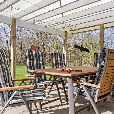 Vakantiehuis 3 Bedroom Awesome In *