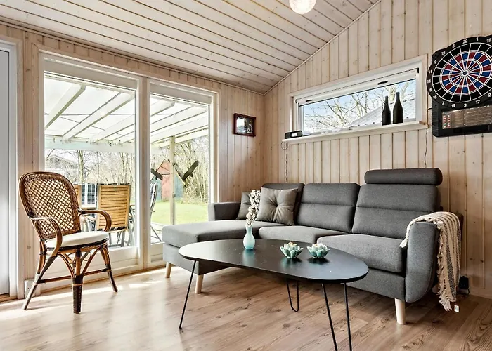 3 Bedroom Awesome In Дом отдыха *